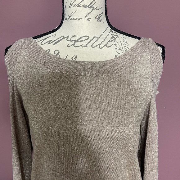 Evolution Top 🤩 - Picture 3 of 6